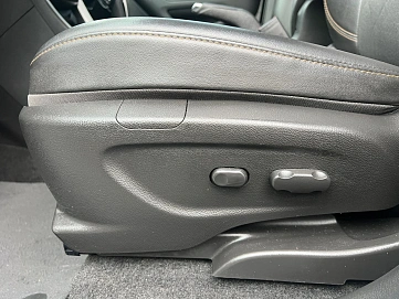 Chevrolet Trax, 2018г, полный привод, автомат