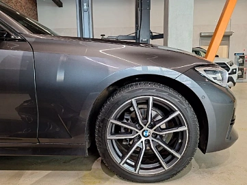 BMW 3 серии, 2021г, задний привод, автомат