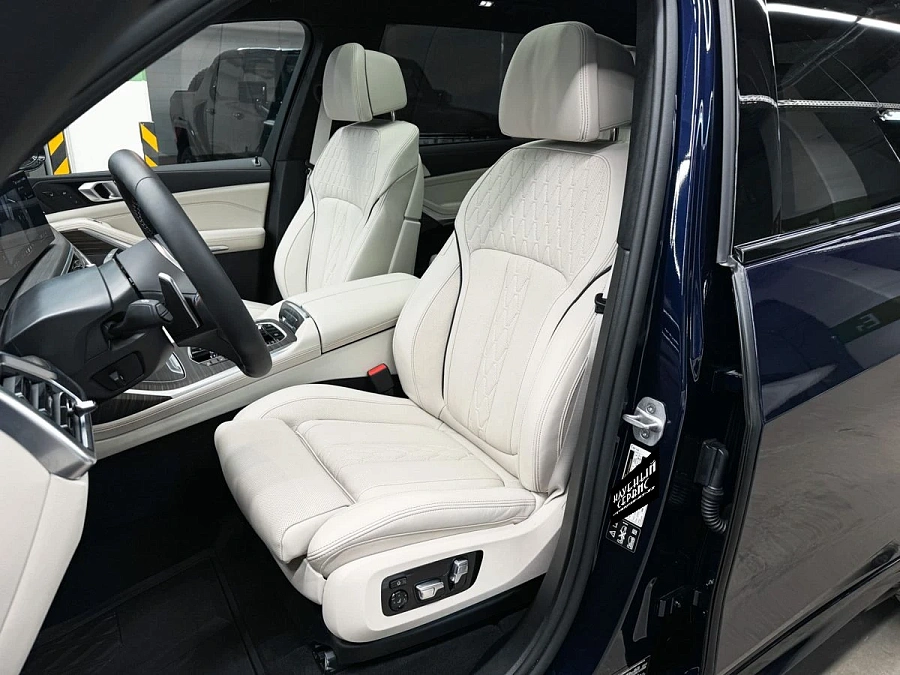 BMW X7, 2025г., полный привод, автомат