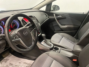 Opel Astra, 2013г, передний привод, автомат