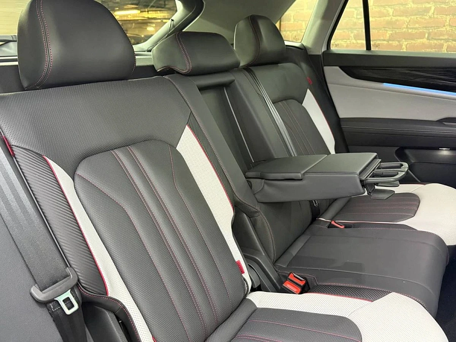 Volkswagen , 2025г., полный привод, робот