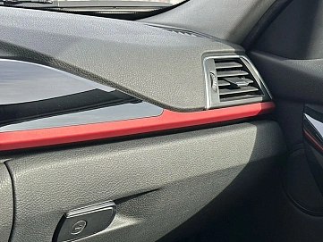 BMW 3 серии, 2018г, задний привод, автомат