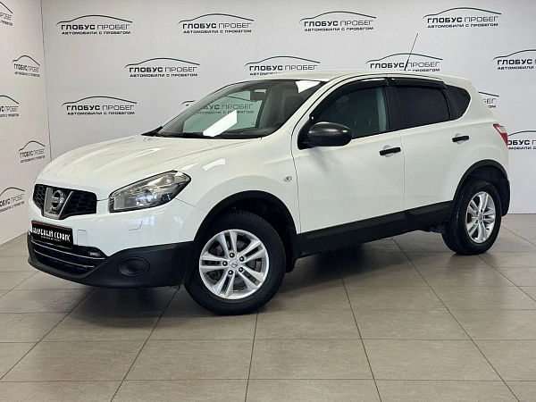 Nissan Qashqai, 2011г., передний привод, механика