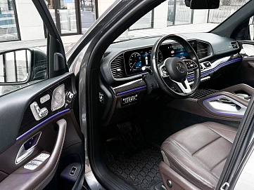 Mercedes-Benz GLS, 2021г, полный привод, автомат