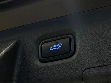 Hyundai Santa Fe, 2020г, передний привод, робот