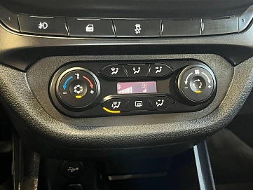 Lada (ВАЗ) Vesta, 2017г, передний привод, механика