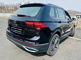 Volkswagen Tiguan, 2021г, полный привод, робот
