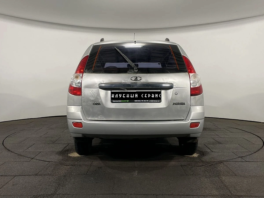 Lada (ВАЗ) Priora, 2011г., передний привод, механика