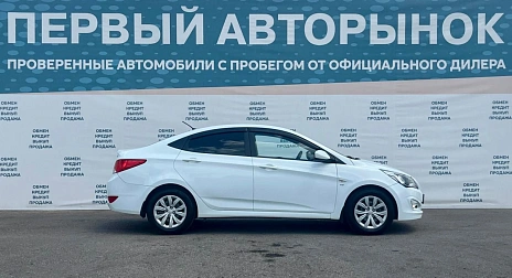 Hyundai Solaris, 2015г, передний привод, автомат
