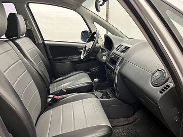 Suzuki SX4, 2010г, передний привод, автомат