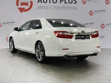 Toyota Camry, 2014г, передний привод, автомат