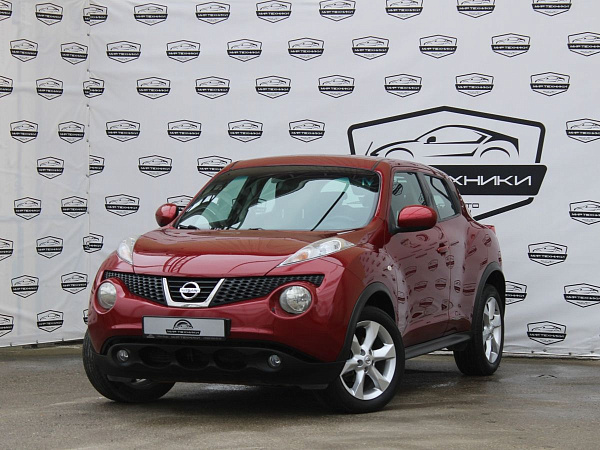 Nissan Juke, 2011г., передний привод, вариатор