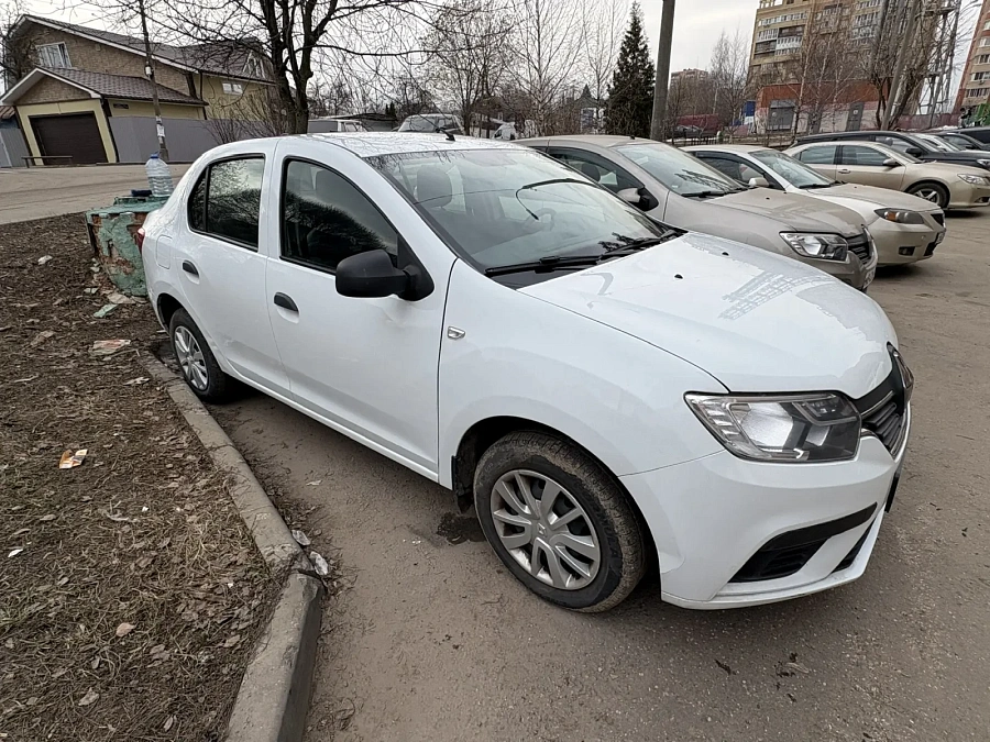 Renault Logan, 2018г., передний привод, робот