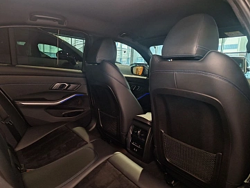 BMW 3 серии, 2020г, полный привод, автомат