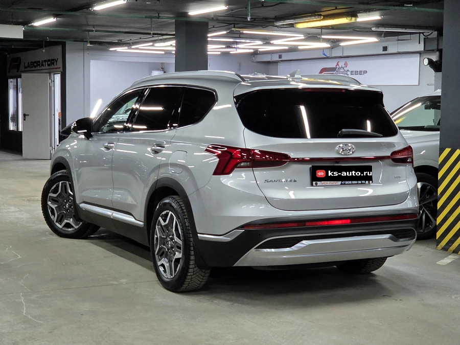 Hyundai Santa Fe, 2023г., полный привод, автомат
