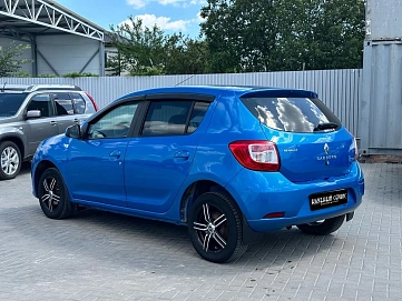 Renault Sandero, 2015г, передний привод, механика