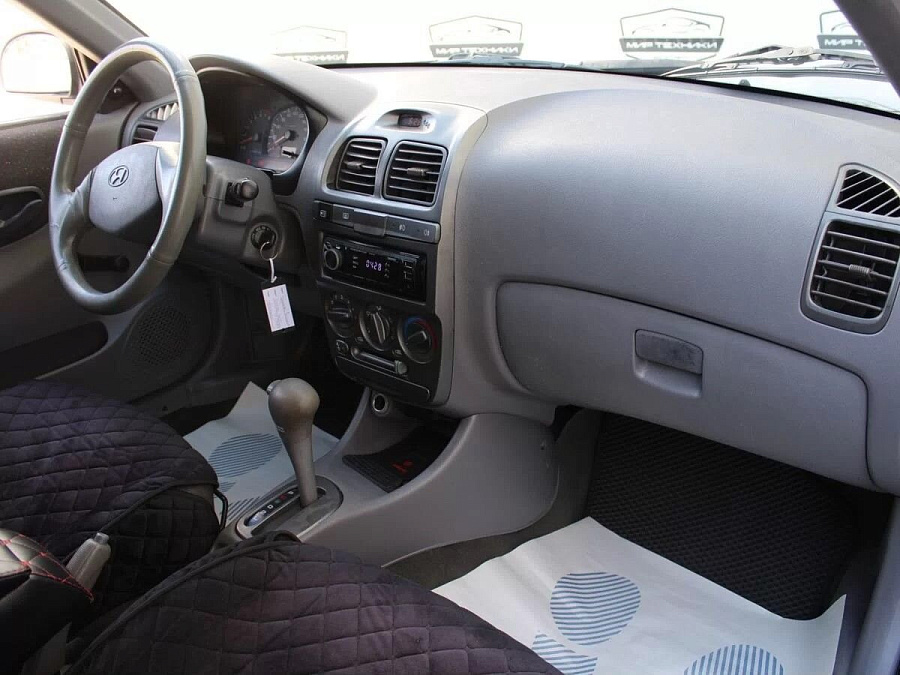 Hyundai Accent, 2008г., передний привод, автомат