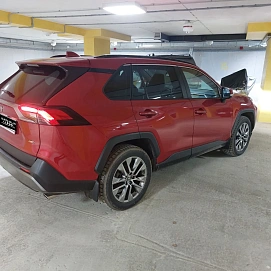 Toyota RAV4, 2021г, полный привод, автомат