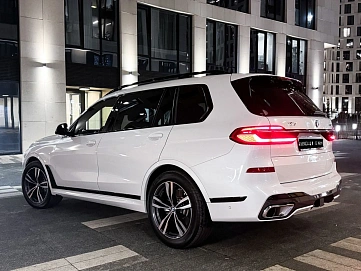 BMW X7, 2022г, полный привод, автомат