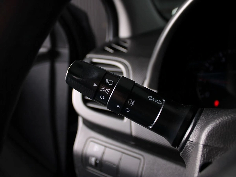 Hyundai Solaris, 2013г., передний привод, автомат