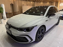 Volkswagen Golf, 2023г, передний привод, робот