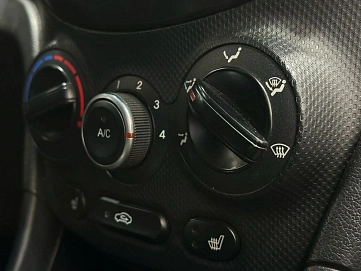 Hyundai Solaris, 2015г, передний привод, автомат