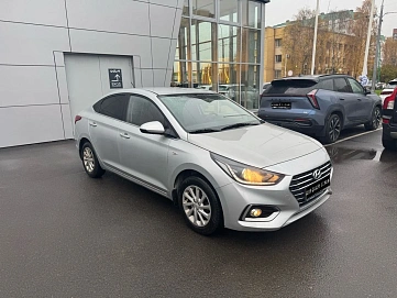 Hyundai Solaris, 2017г, передний привод, автомат