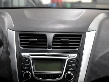 Hyundai Solaris, 2011г, передний привод, механика