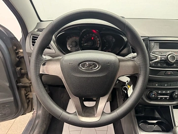 Lada (ВАЗ) Vesta, 2018г, передний привод, механика