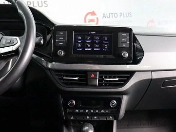 Volkswagen Polo, 2020г, передний привод, автомат