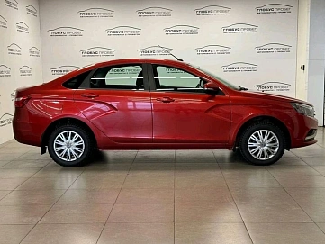 Lada (ВАЗ) Vesta, 2018г, передний привод, механика