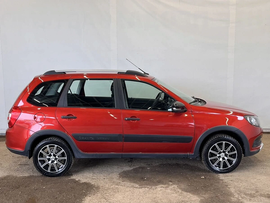 Lada (ВАЗ) Granta, 2022г., передний привод, механика