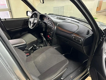Chevrolet Niva, 2010г, полный привод, механика