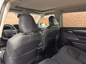 Toyota Highlander, 2025г, полный привод, автомат