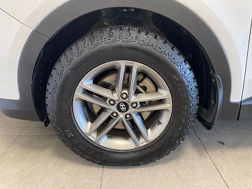 Hyundai Santa Fe, 2016г., полный привод, автомат
