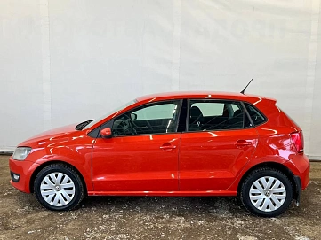Volkswagen Polo, 2010г, передний привод, робот
