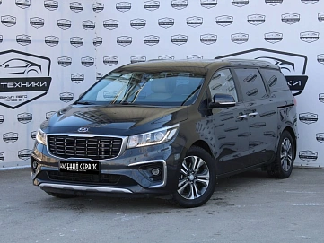 Kia Carnival, 2018г, передний привод, автомат