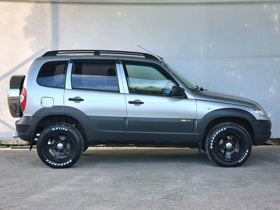 Chevrolet Niva, 2018г., полный привод, механика