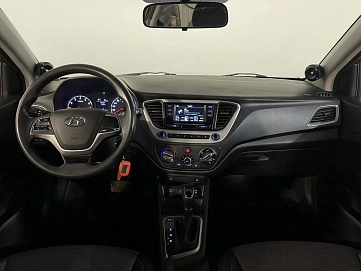 Hyundai Solaris, 2017г, передний привод, автомат