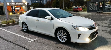 Toyota Camry, 2016г, передний привод, автомат