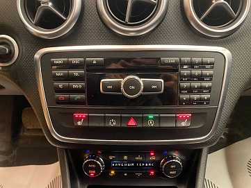 Mercedes-Benz A-Класс, 2015г, передний привод, робот
