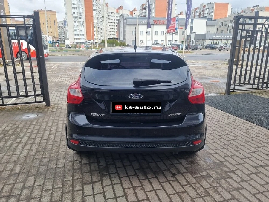 Ford Focus, 2014г., передний привод, робот