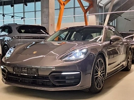 Porsche Panamera, 2017г, полный привод, робот