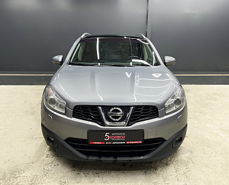 Nissan Qashqai, 2010г, передний привод, вариатор