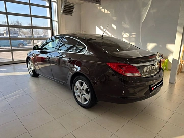 Opel Insignia, 2012г, передний привод, механика