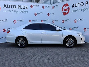Toyota Camry, 2015г, передний привод, автомат