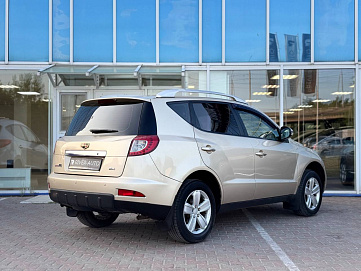 Geely Emgrand X7, 2015г, передний привод, автомат
