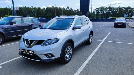 Nissan X-Trail, 2015г, полный привод, вариатор