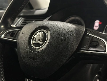 Skoda Octavia, 2018г, передний привод, робот