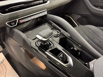 Geely Monjaro, 2024г, полный привод, автомат